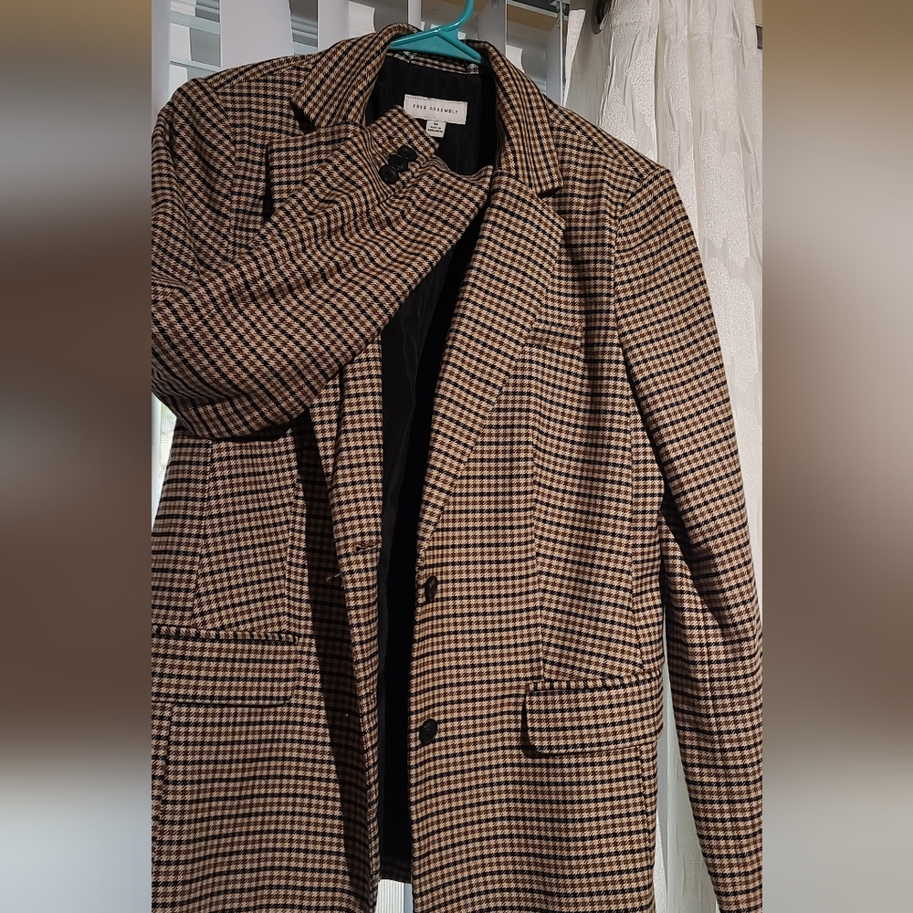 Women suit